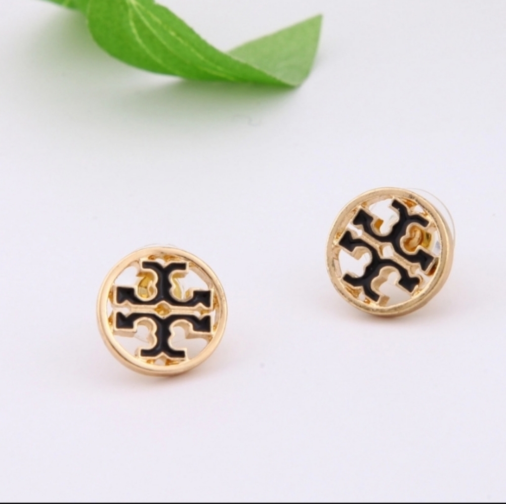 Elegant Enamel Cross Button Gold